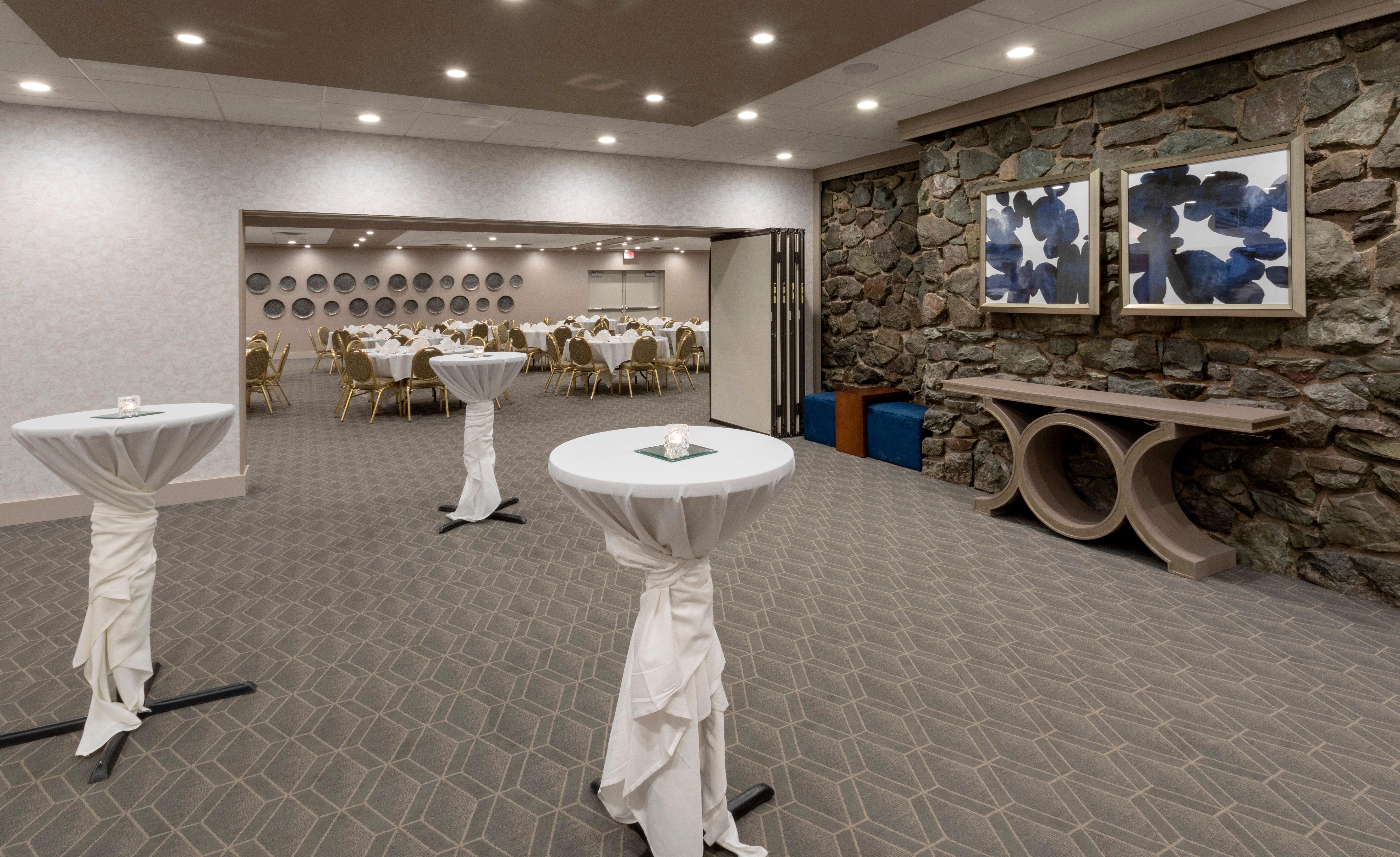 Holiday Inn Marquette By Ihg Exterior foto