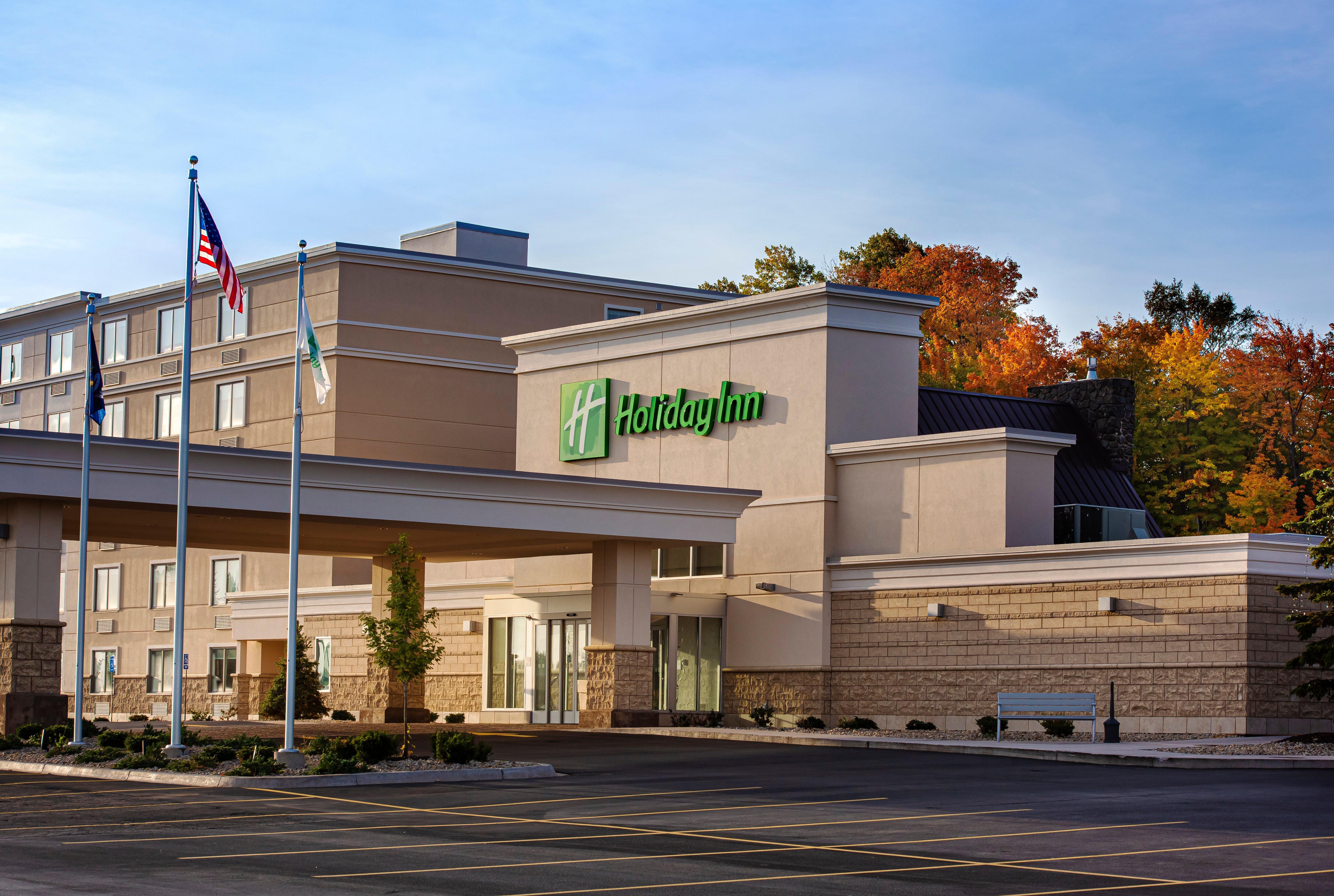 Holiday Inn Marquette By Ihg Exterior foto